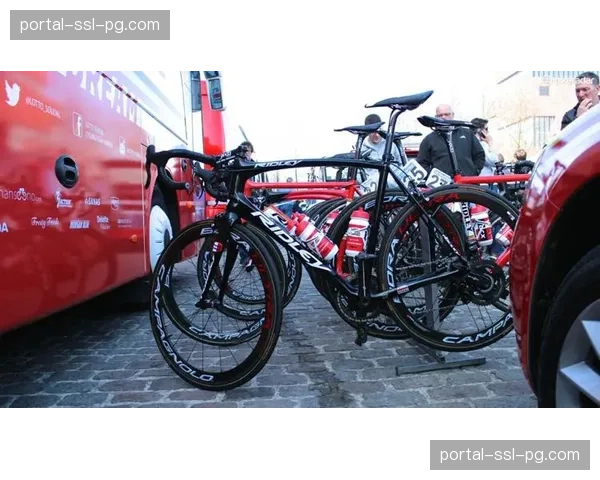 比利时乐透车队备战环弗兰德斯的秘密训练营