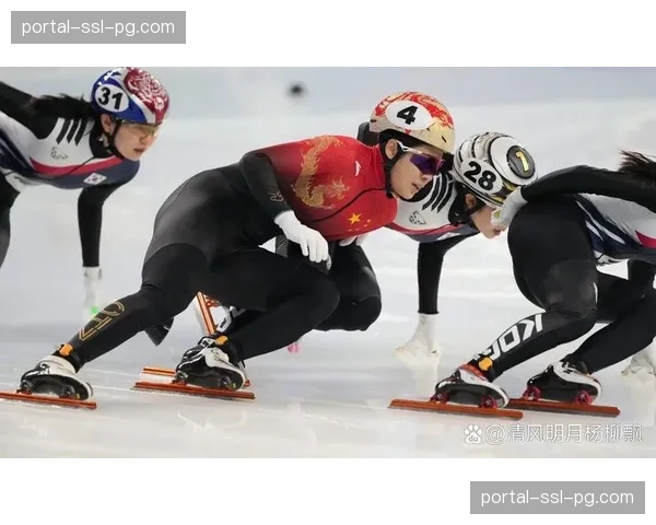 短道速滑世锦赛中国女队3000米接力摘铜